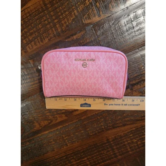 Michael Kors Pink Leather Small Cometic Bag Makeup Bag - Picture 1 of 10
